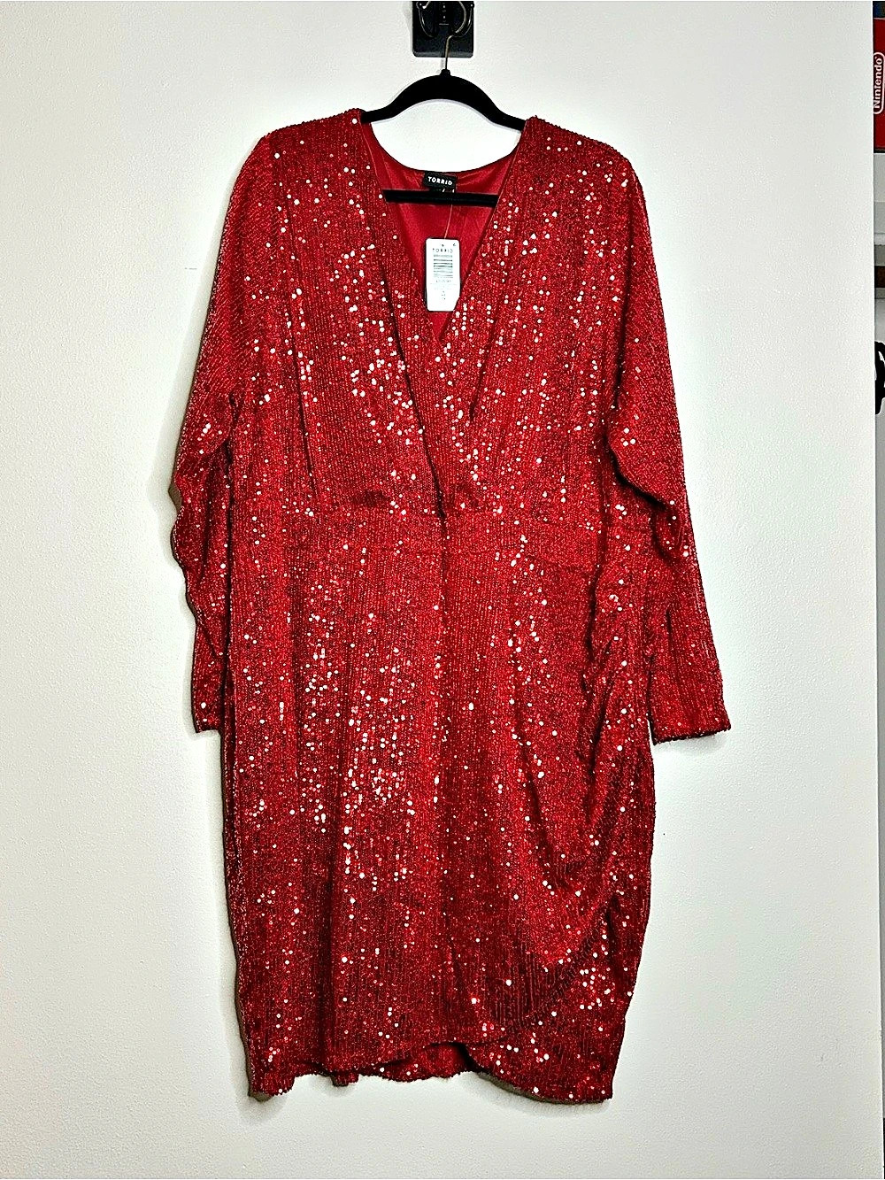 NWT Torrid Jester Red Sequin Mesh Long Sleeve Surplice Dress 4X Size 4 26